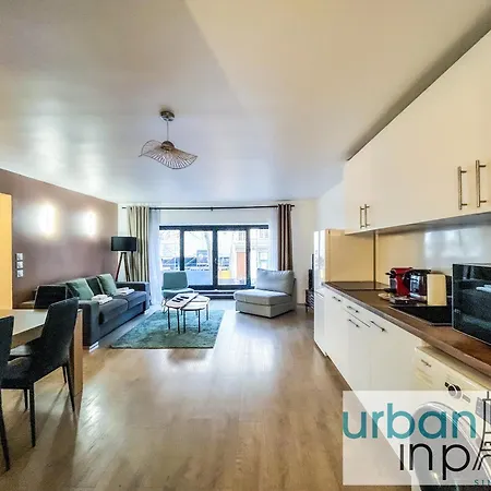 Urban Flat 194 - Spacious 3 Bedroom Montmartre Paris Exterior photo